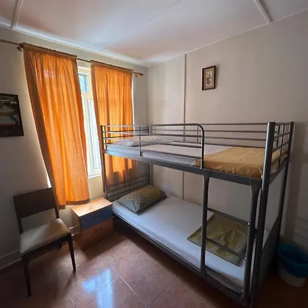 Emile Youth Hostel-2